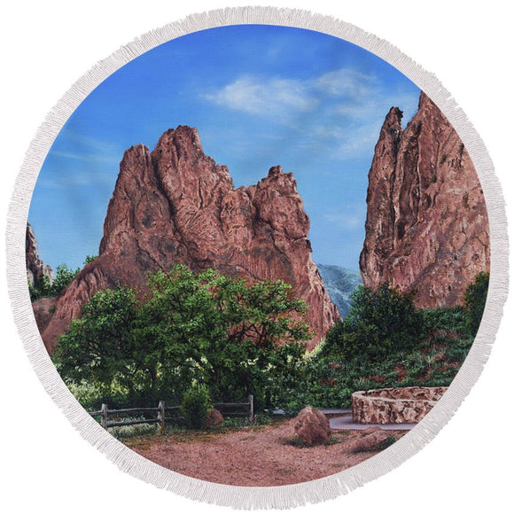 North And South Gateway Rocks - Round Beach Towel